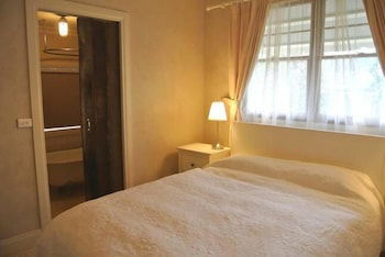 La Maisonette - Gorgeous 2 Bedroom - Accommodation Bookings 1