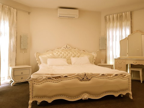 Signature Townhouse In Doncaster - Accommodation Bookings 0
