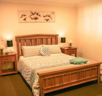 Oak Tree Cottage - Mundaring - Accommodation Bookings