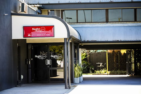 Nightcap At Kawana Waters Hotel - Accommodation Bookings 0