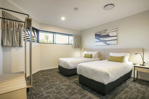 Nightcap At Kawana Waters Hotel - Accommodation Bookings 6