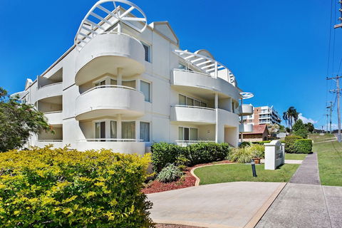 Seashells Unit 6 / 21 Magnus Street - Accommodation Bookings 0