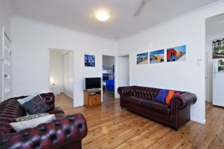  Accommodation Bookings