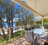 Sandranch 123 Foreshore Drive
