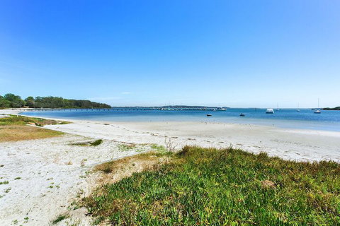 Waterfront At Sunset Boulevard Soldiers Point - Accommodation Bookings 5