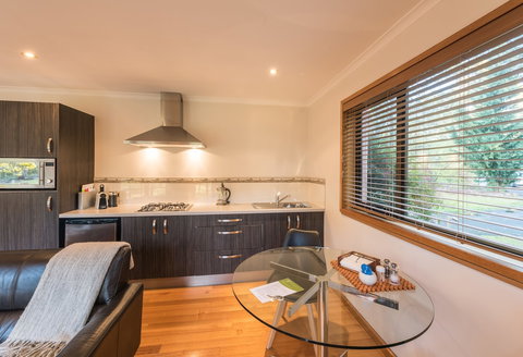 Parnella Kettering - Accommodation Bookings 5