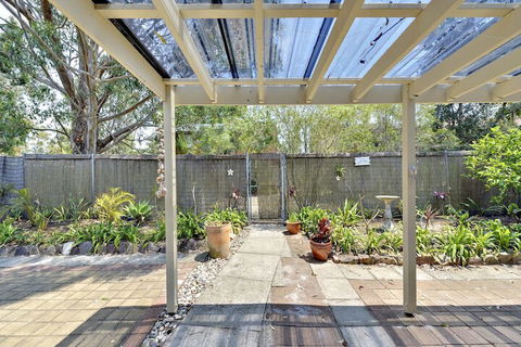 Beach House 5 Gretel Close - Accommodation Bookings 3