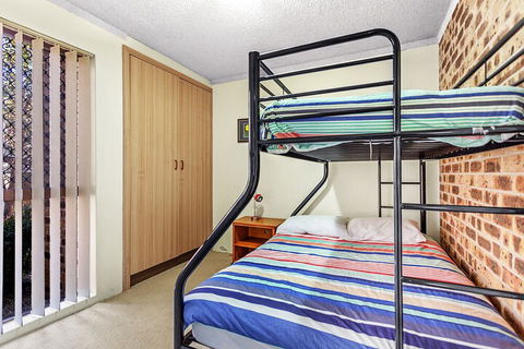 Grevillia, Bay Parklands, Unit 38/2 Gowrie Avenue - Accommodation Bookings 3