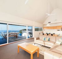 Crows Nest 6 Teramby Road DAlbora Marina - Accommodation Bookings