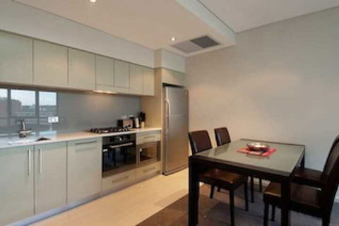 Astra Apartments Sydney - George St - Accommodation Bookings 4