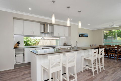 Big Wave 8 Achilles Street - Accommodation Bookings 3