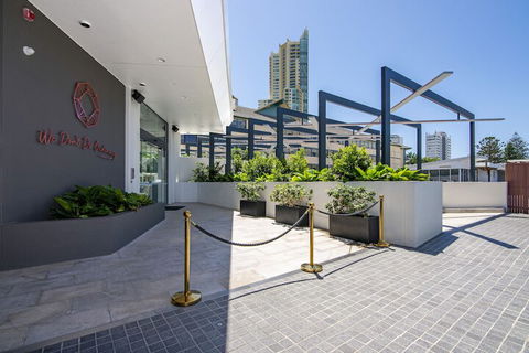 Arise Ruby Gold Coast - Accommodation Bookings 2