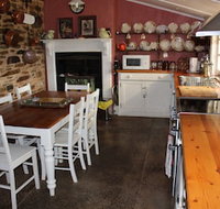 Hillside Cottage - Accommodation Bookings
