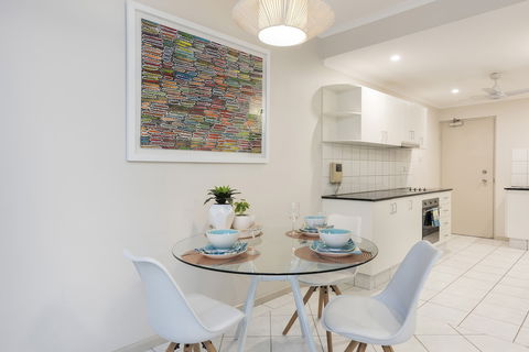 Darwin Executive Studio - Accommodation Bookings 3