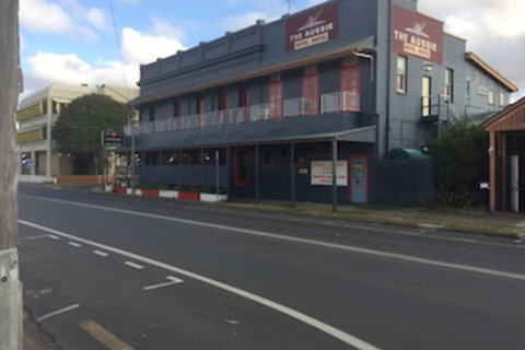 Aussie Hotel - Accommodation Bookings 0