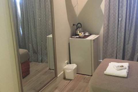 Aussie Hotel - Accommodation Bookings 5