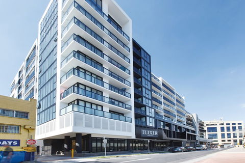 Ilixir Apartments By Ready Set Host - Accommodation Bookings 4