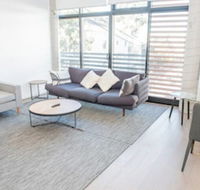 Super Cool Newtown Pad H393 - Accommodation Bookings