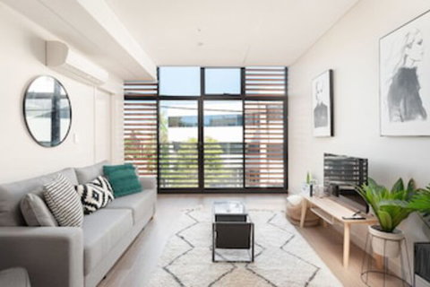 Stunning Designer Newtown Pad H394 - Accommodation Bookings 0