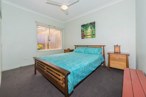 Cook St. 4 Salamander Bay - Accommodation Bookings 4