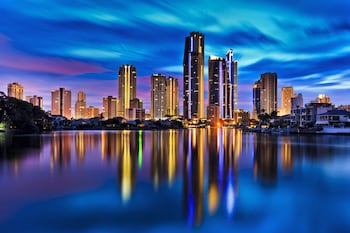 Amalfi Executive 5 Bedroom Home - Accommodation Bookings 0