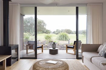 Bangalay Luxury Villas - Accommodation Bookings 3