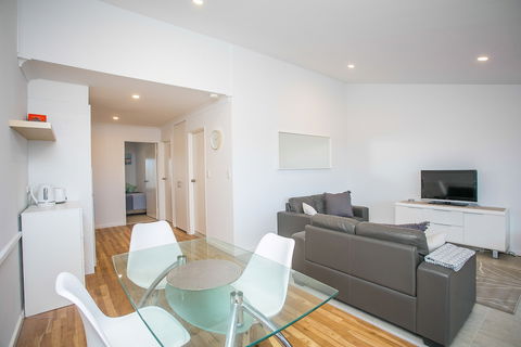 Scarborough Seaside Apartment 121 - Accommodation Bookings 3