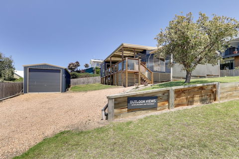 Outlook Views - Accommodation Bookings 5
