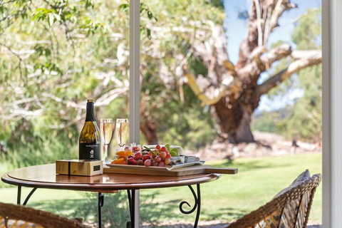 Adelaide Hills Retreats - Accommodation Bookings 4
