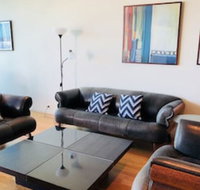 Astonishing Docklands View Deluxe Room - Accommodation Bookings