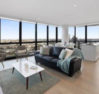 Melbourne Lifestyle Apartments - Best Views on Collins - Accommodation Bookings
