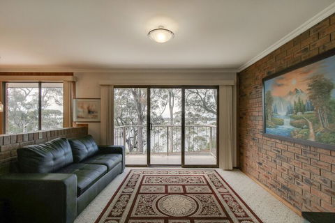 Four Seasons - Accommodation Bookings 5