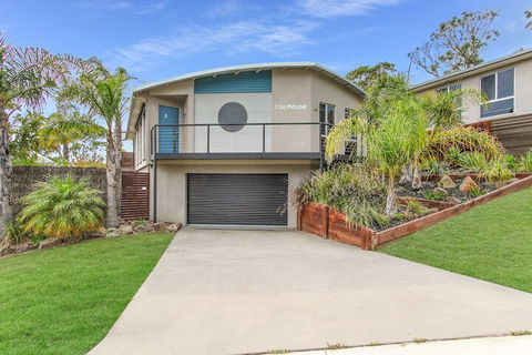 Lake House - Accommodation Bookings 4