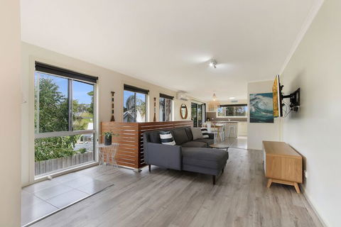 Lake House - Accommodation Bookings 3