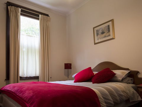 Creek Cottage - Accommodation Bookings 4