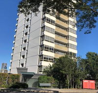 Waterfront Brisbane Apartment - Accommodation Bookings