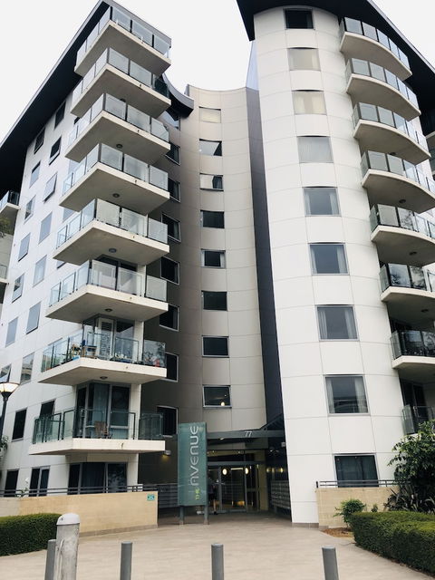 Staying Places - The Avenue - Accommodation Bookings 0