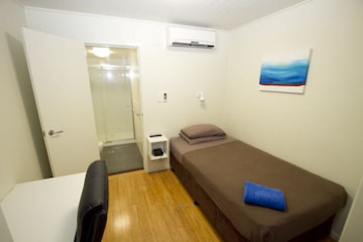 Alligator Creek QLD Accommodation Bookings
