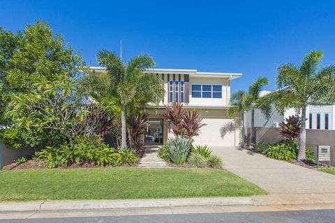 Augusta House - Accommodation Bookings 3