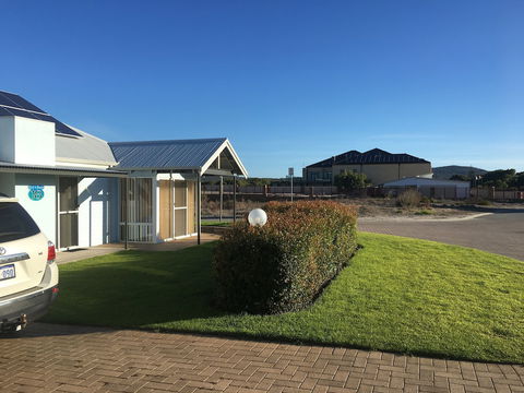 Golf And Beach Retreat - Accommodation Bookings 0