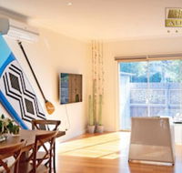 AUJOY 4 Bed Townhouse Glen Waverley - Accommodation Bookings