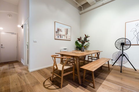 Isla, 2BDR Fitzroy Apartment - Accommodation Bookings 6