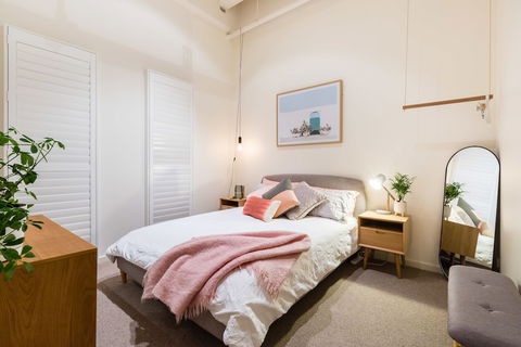 Isla, 2BDR Fitzroy Apartment - Accommodation Bookings 1