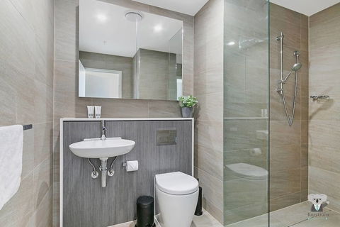Amazing View Kozy 2 Bed APT With Parking Waterloo Nwa052 - Accommodation Bookings 3