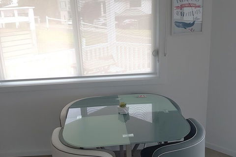 Apartment With Views - Accommodation Bookings 7