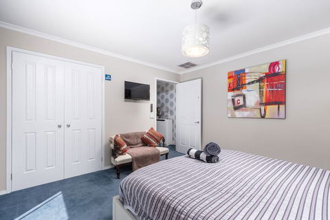 Essendon North B&B - Accommodation Bookings 7