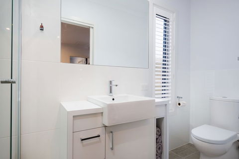 Albury Yalandra Apartment 3 - Accommodation Bookings 2