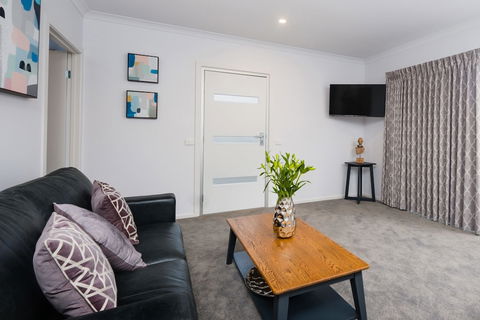 Albury Yalandra Apartment 3 - Accommodation Bookings 3