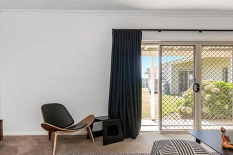 Your Luxury Escape Byron Sunset Breeze - Accommodation Bookings 6