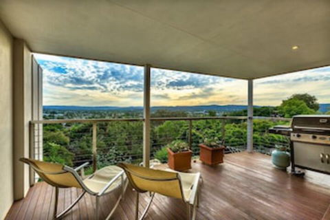 Highview - Accommodation Bookings 6